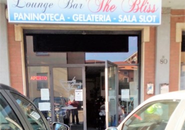 Immobile Commerciale - Locale in vendita a Bergamo