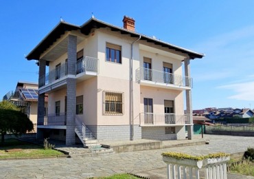 Casa Indipendente in vendita a Torrazza Piemonte
