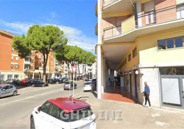 Immobile Commerciale - Locale in vendita a Grosseto