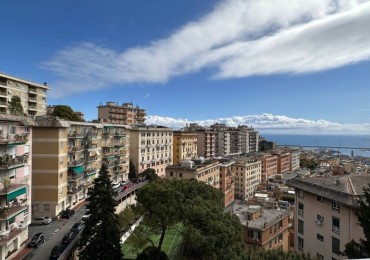 Appartamento in vendita a Genova