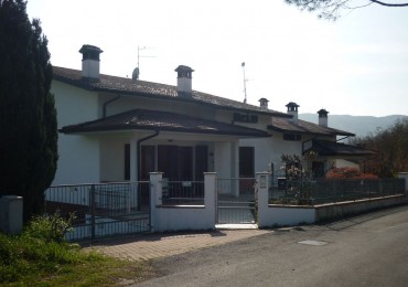 Casa Bi-Trifamiliare in vendita a Rivergaro