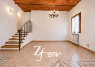 Villa - Villetta in vendita a Prato