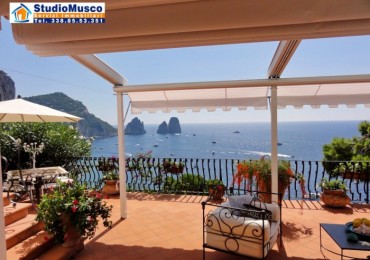 Appartamento Indipendente in vendita a Capri