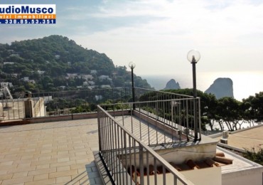 Appartamento in vendita a Capri