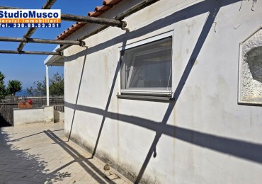 Appartamento Indipendente in affitto a Capri