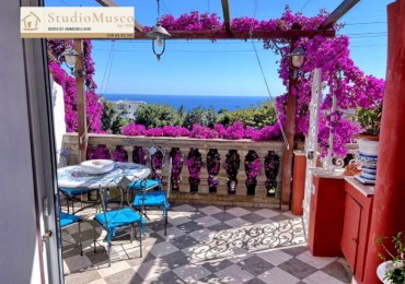 Appartamento in vendita a Capri