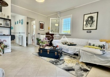 Casa Bi-Trifamiliare in vendita a Lucca