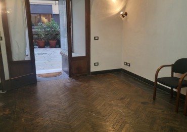 Negozio in affitto a Genova