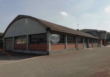 Capannone in vendita a Stradella