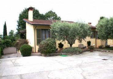 Villa - Villetta in vendita a Signa