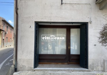 Immobile Commerciale - Locale in affitto a Saluggia