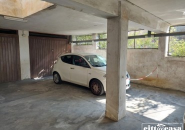 Box Auto - Posto Auto in vendita a Chivasso