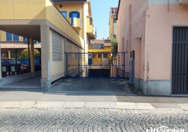 Box Auto - Posto Auto in affitto a Chivasso