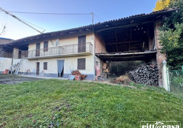 Cascina - Tenuta in vendita a Cavagnolo