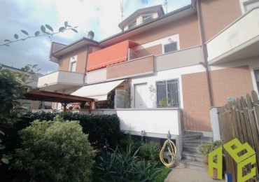Terratetto - Terracielo in vendita a Rosignano Marittimo