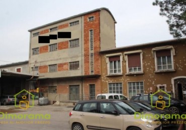 Immobile Commerciale - Locale in vendita a Predappio