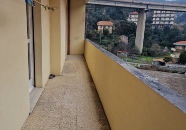 Appartamento in vendita a Varazze