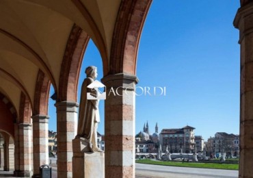 Immobile di Prestigio in vendita a Padova