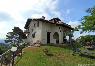 Villa - Villetta in vendita a Camaiore