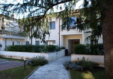 Appartamento Indipendente in vendita a Camaiore