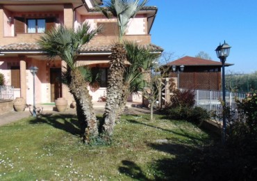 Casa Bi-Trifamiliare in vendita a Perugia