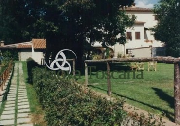 Casale - Masseria - Podere in vendita a Arezzo