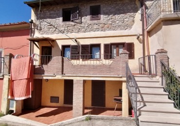 Appartamento in affitto a Castell'Azzara