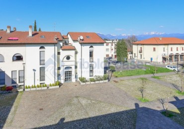 Casa Indipendente in vendita a Inverigo