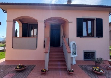 Casa Indipendente in vendita a Capolona