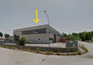 Capannone in vendita a Sant'Ippolito