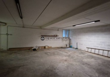 Garage - Auto Silos in vendita a Fano