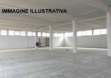 Capannone in affitto a Calenzano