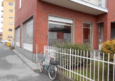 Immobile Commerciale - Locale in affitto a Cigliano