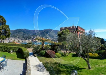 Appartamento Indipendente in vendita a Rapallo